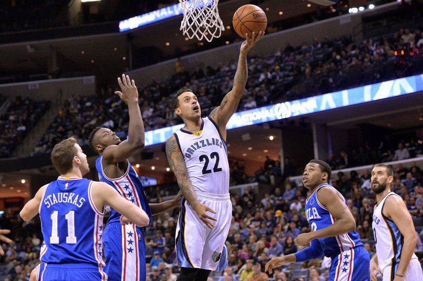 76ers empatan récord infame, con 0-18