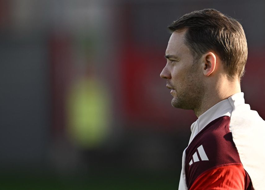 El arquero Manuel Neuer sigue en duda para el Bayern Múnich