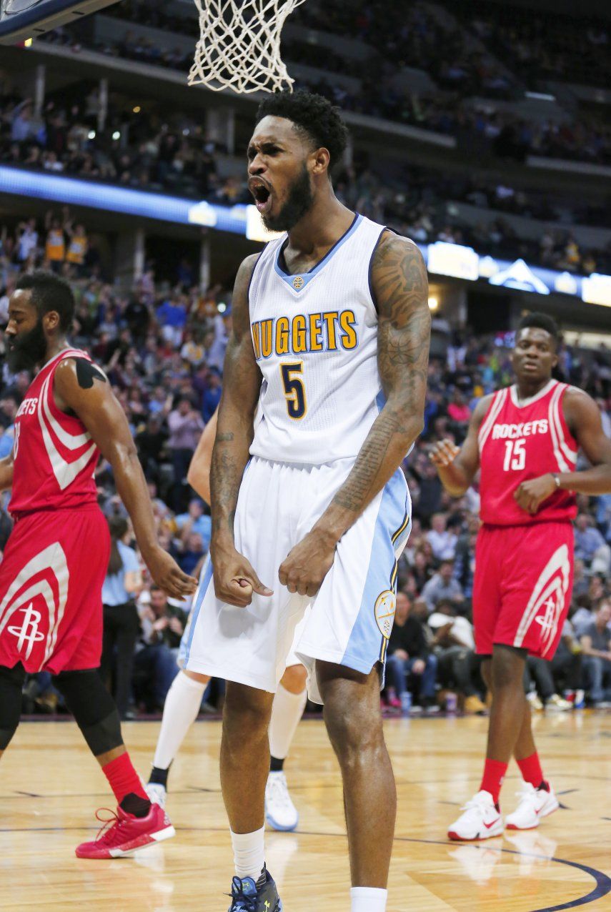 Gallinari anota 27, Nuggets vencen a Rockets
