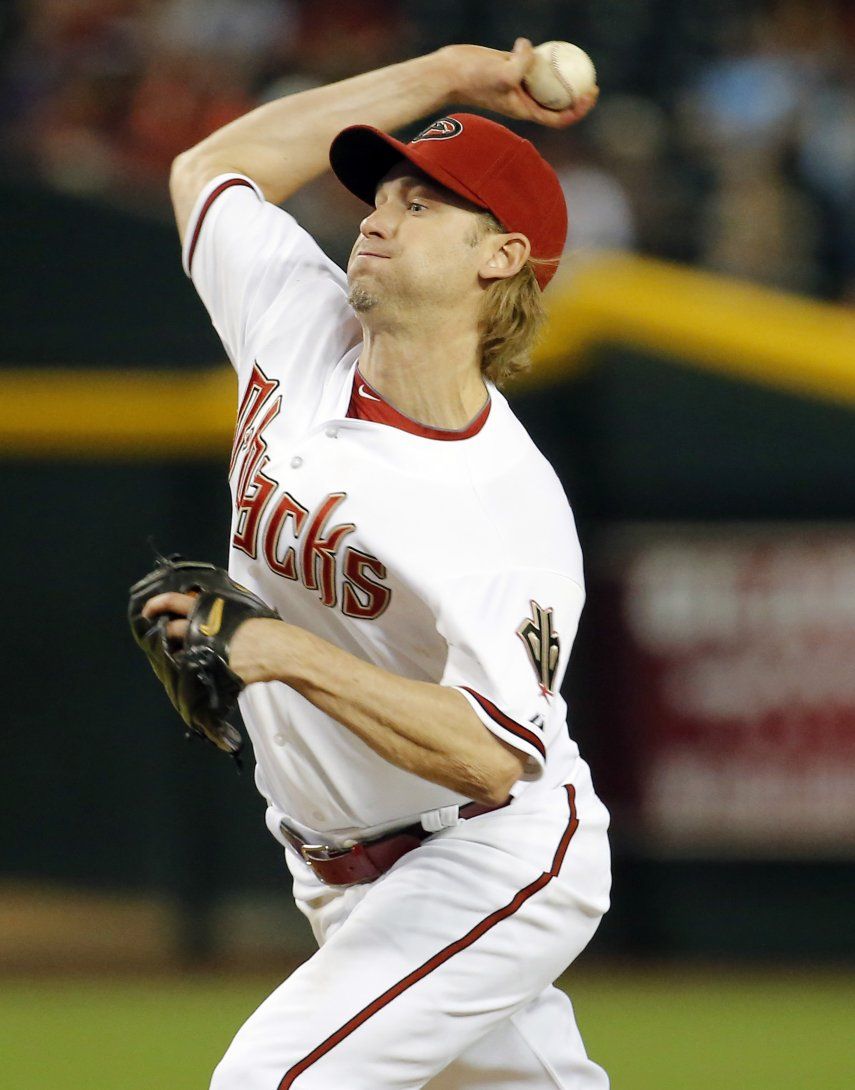 Arroyo supera a Strasburg