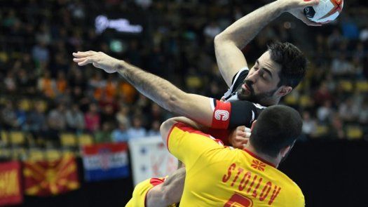 España mantiene el pleno en Mundial de balonmano, primer triunfo argentino