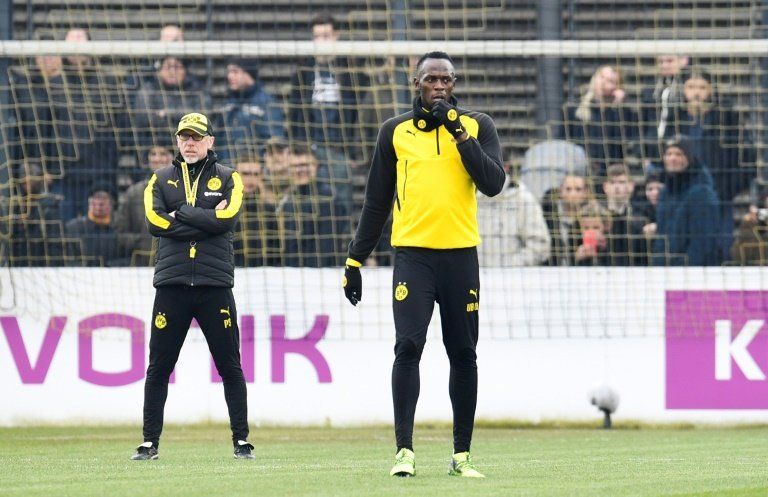 El Rayo Bolt incendia el entrenamiento del Borussia Dortmund