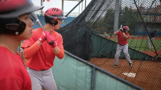 Las Grandes Ligas del béisbol norteamericano buscan en China a sus futuras estrellas