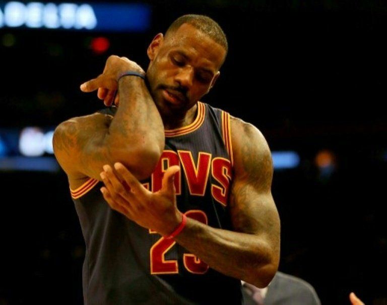 LeBron se luce una vez más y los Heat doblegan a los Knicks
