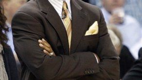 Hornets despiden a su entrenador Byron Scott