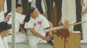 Subastan pintura de Rockwell de los Medias Rojas