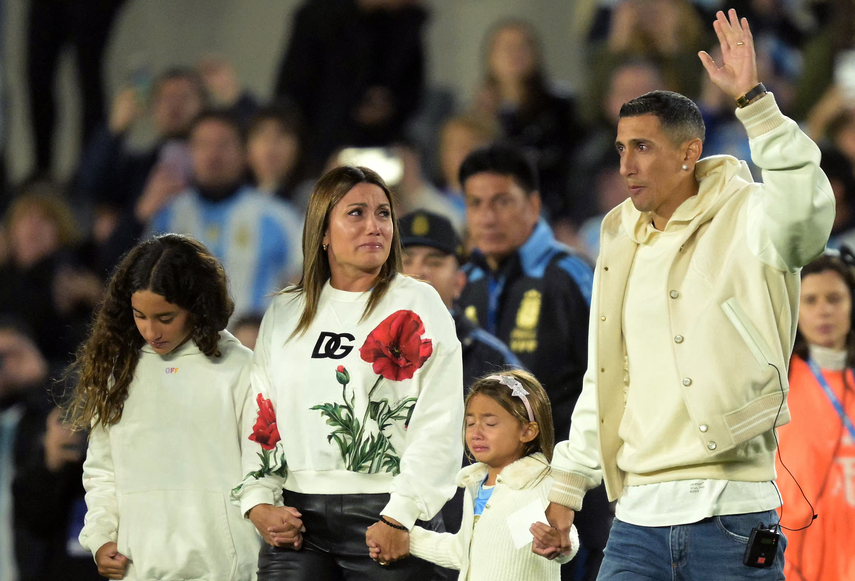 Ángel Di María recibió homenaje tras su retiro de la selección de Argentina