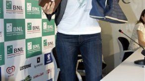 Roma: Sharapova se retira en semifinales