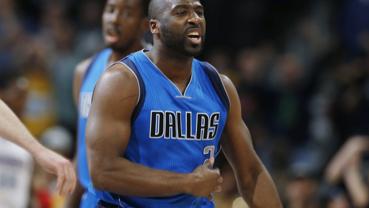Felton y Mavs derrotan a Nuggets en doble prórroga