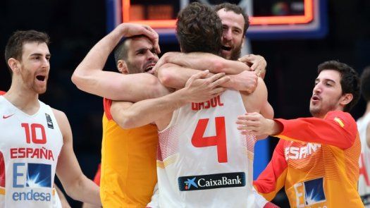 España jugará por las medallas tras ganar a Grecia con exhibición de Gasol