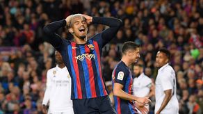 Ronald Araújo sufre lesión muscular y es baja