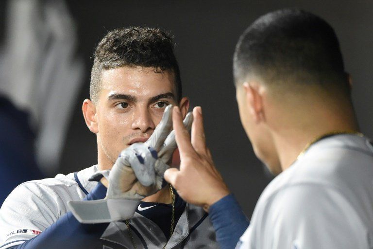 Los Yankees respiran gracias a dos jonrones del dominicano Gary Sánchez
