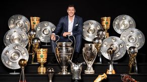 Robert Lewandowski regresó a Múnich y se despidió de todo el plantel
