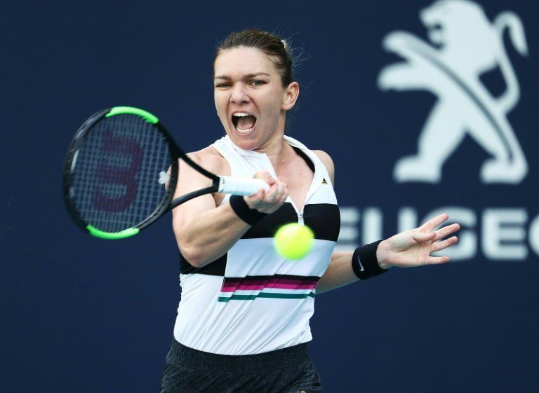 Halep a semis en Miami, Federer como en sus mejores tiempos