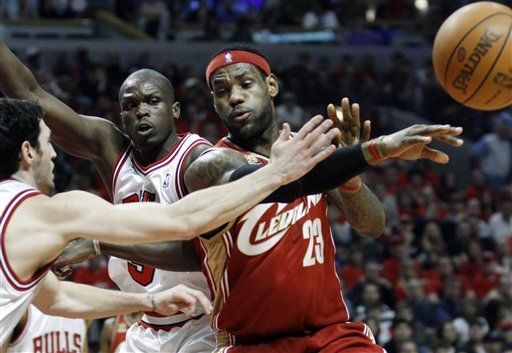 NBA: Cavaliers 121, Bulls 98; James logra triple doble