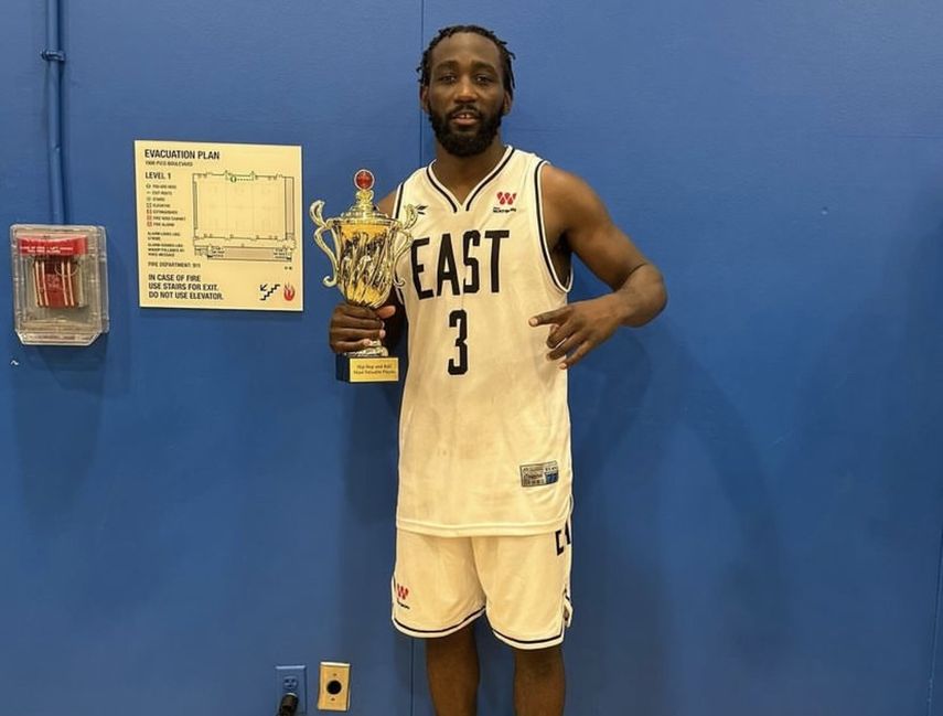 Terence Crawford consiguió premio MVP en partido benéfico de Basketball