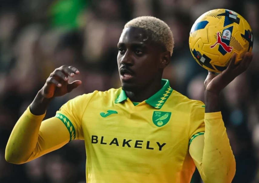 José Córdoba sumó minutos en empate del Norwich City ante el Preston