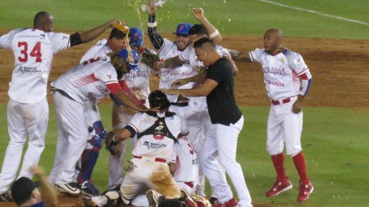 Panamá vence a Cuba y es el campeón de la Serie del Caribe