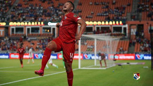 Rolando Blackburn vive buen momento en la Copa Oro 2021