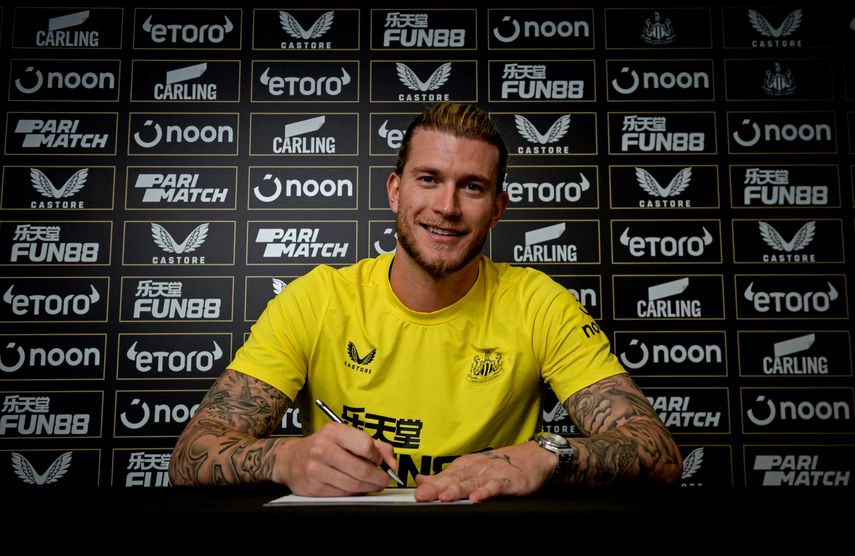 Loris Karius es nuevo portero del Newcastle United