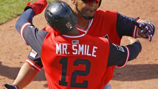Indios vencen 12-5 a Reales y acaban con racha perdedora