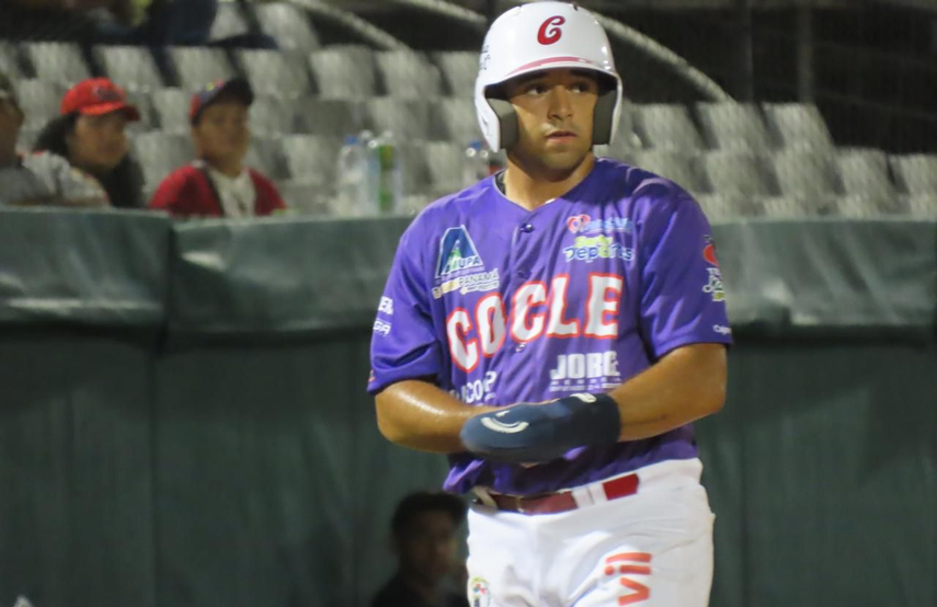 Béisbol Juvenil 2025: FEDEBEIS anuncia ganadores de líderes ofensivos y defensivos