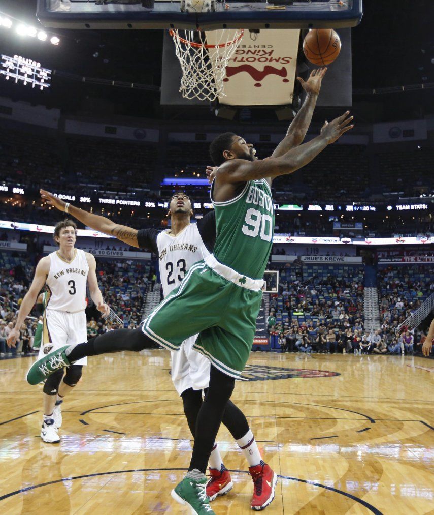 Thomas guía victoria de Celtics en Nueva Orleáns