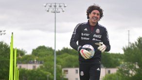Guillermo Ochoa sería el portero en Qatar 2022.
