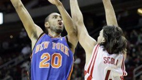 Scola iguala marca máxima de temporada en victoria ante Knicks