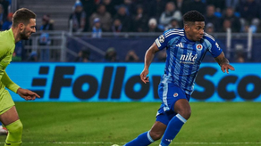 César Blackman brindó asistencia en triunfo del Slovan Bratislava