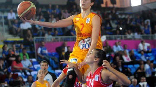 España cierra invicta la primera fase del Europeo femenino y apunta a Montenegro