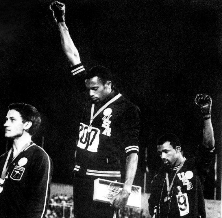 Lanzan campaña para hacer un monumento al atleta australiano que apoyó el Black Power