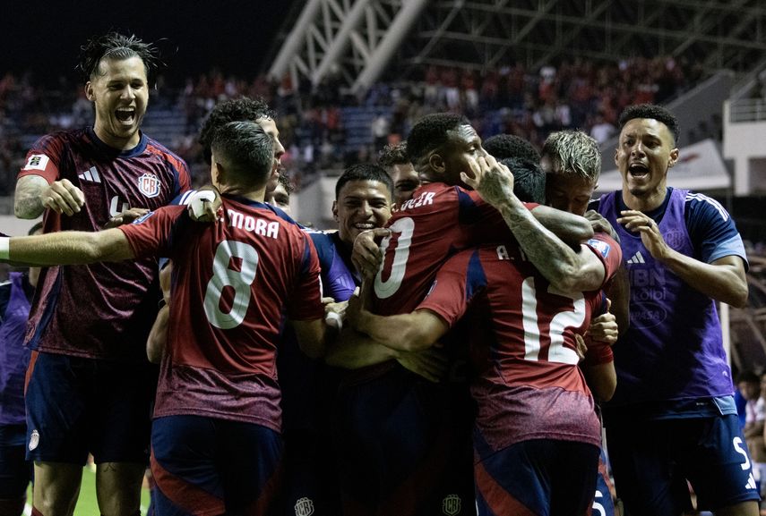 Costa Rica golea a Nicaragua y sigue peleando por ir al Mundial 2026