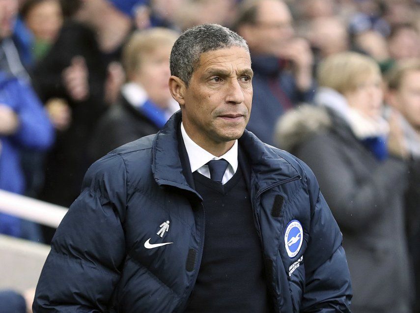 Inglaterra quiere más técnicos de minorías en fútbol