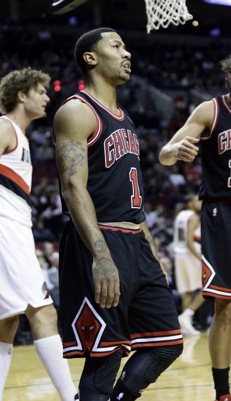 Derrick Rose será operado se ignora cuándo volverá
