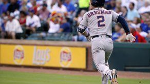 Astros ganan a Rangers pese a terrible actuación de Morton