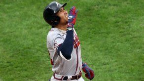 Johan Camargo conecta su cuarto jonrón de la temporada en derrota de Bravos ante Filis