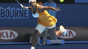 Serena Williams e Ivanovic pasan a segunda ronda en Australia