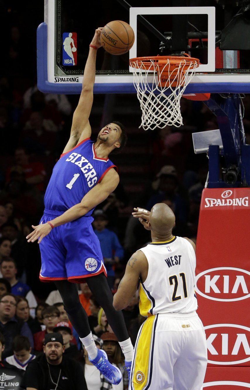 Carter-Williams da triunfo a 76ers sobre Pacers