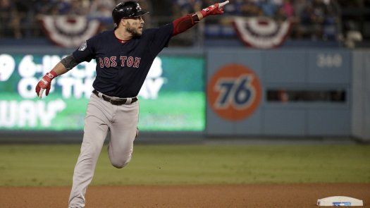 Boston remonta ante Dodgers y toma ventaja de 3-1