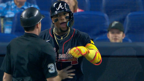 MLB: Ronald Acuña Jr recibe pelotazo y se vacían las bancas en Miami