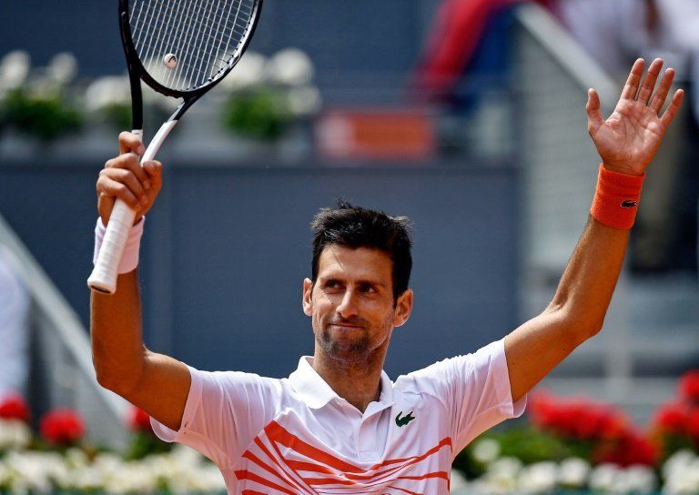 Djokovic pasa a cuartos de final en Madrid