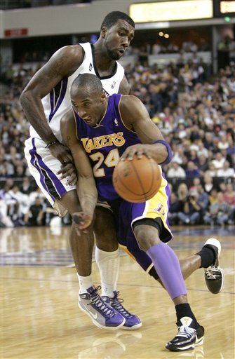 NBA: Lakers 106, Kings 99; Bryant encabeza victoria