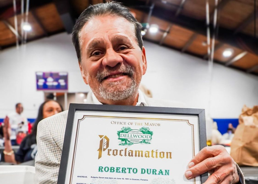 Roberto Durán recibe&nbsp; designación por el Alcalde de Dellwood