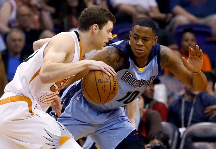 Stephenson lidera a Grizzlies en victoria sobre Suns