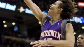 NBA: Suns 113 Raptors 94; Nash suma 20 puntos