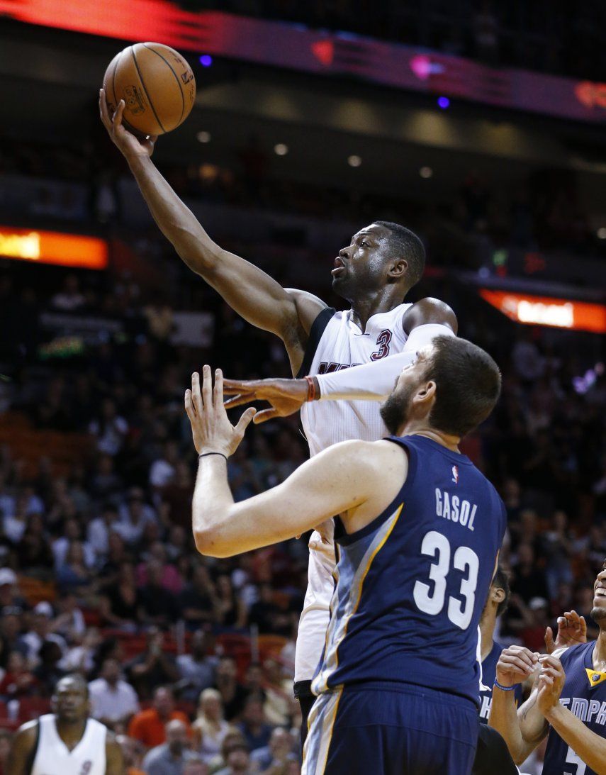 Wade encabeza remontada de Heat ante Grizzlies
