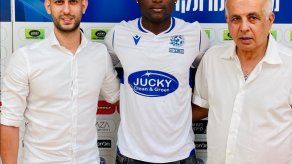 Abdiel Arroyo firma con el Maccabi Petah Tikva de Israel