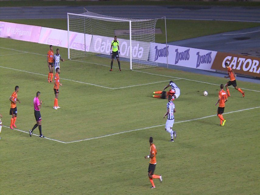 Atlético Chiriquí vence al San Francisco y es líder provisional del Clausura