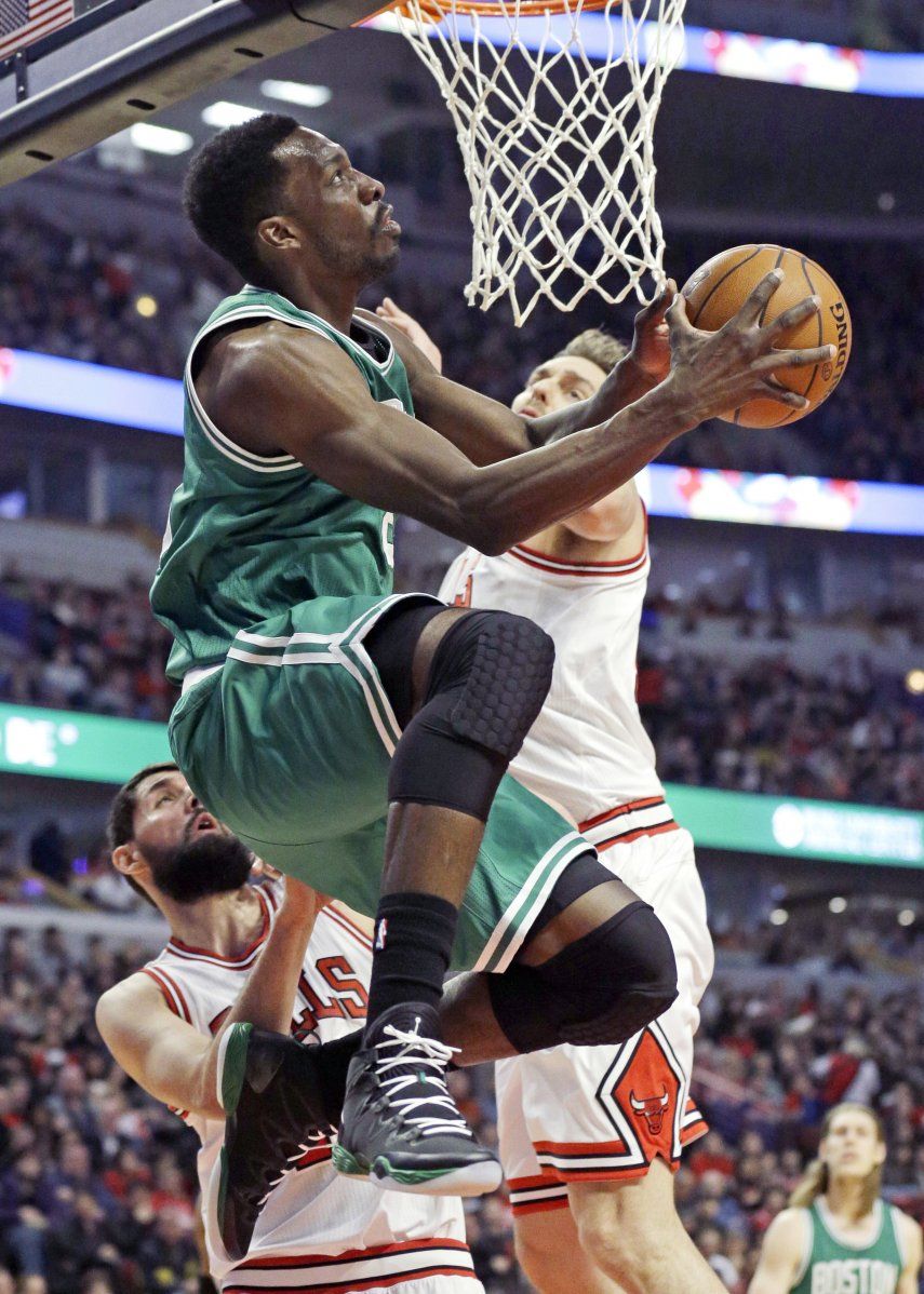 Gasol y Bulls vencen a Celtics en tiempo extra